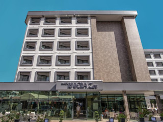 Riviera Zen Hotel & Spa