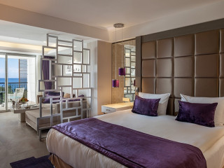 URSA MICA GLAMPING RESORT