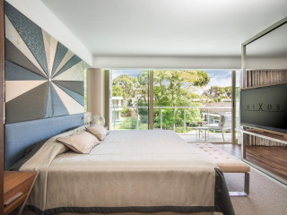 Felix Residence CMS
