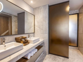 Rixos Radamis Beach Hotel