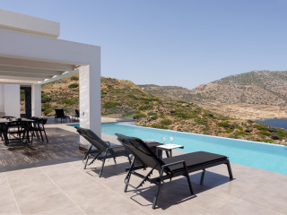 ROCK BAY VILLAS