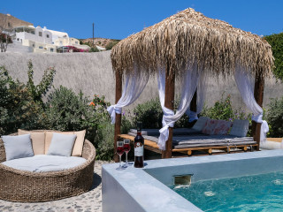 Rock Villas Santorini