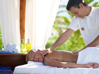 Roda Beach Resort & Spa