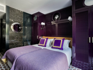 Room Mate Anna Hotel