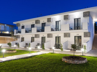 Rooms 48 by Zante Plaza