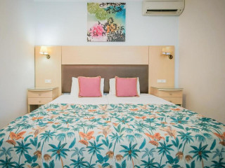 Rose Club Apartments