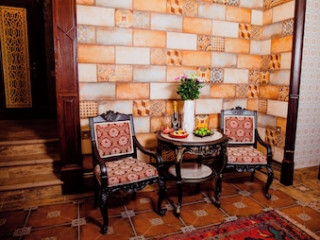 ROYAL ANTIQUE BOUTIQUE HOTEL