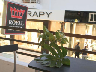 ROYAL APARTHOTEL