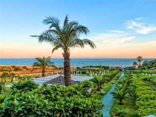 ROYAL ATLANTIS RESORT