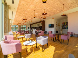 Hotel H10 Porto Poniente