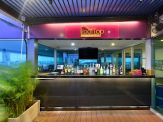 ROYAL BANGKOK AT CHINATOWN (SHA)