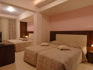 PARK HOTEL GOLDEN BEACH