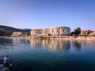MEDINA BELISAIRE & THALASSO