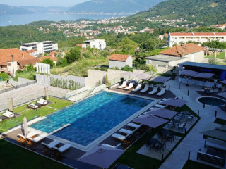 Royal Blue Resort & Residences