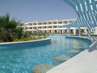 Royal Brayka Beach