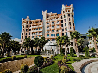 Royal Castle Design & SPA Hotel