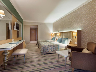 Royal Garden Beach Hotel