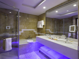 ROYAL GARDEN VILLAS