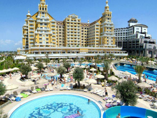 HOTEL ROMANTIC