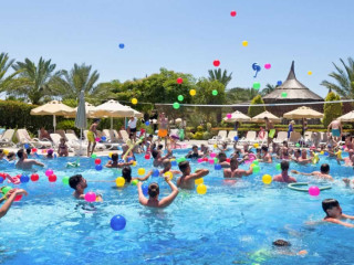 ROYAL HOLIDAY PALACE HOTEL