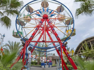 ROYAL HOLIDAY PALACE HOTEL