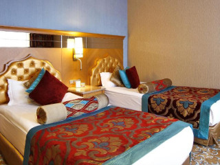 Royal Holiday Palace Resort