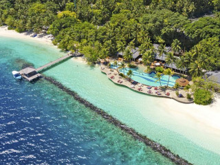 Royal Island Resort & Spa