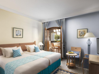 ROYAL LAGOONS AQUA RESORT & SPA