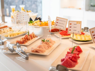 Royal Marina Suites Boutique Hotel