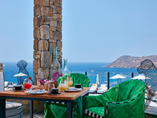 Royal Myconian Resort