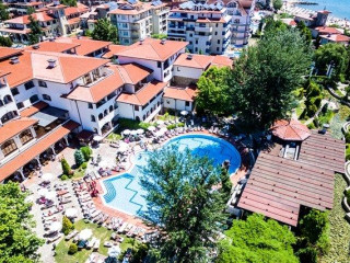 Royal Palace Helena Park