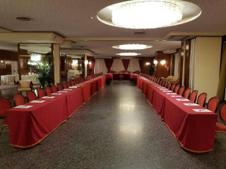 Royal Palace Hotel