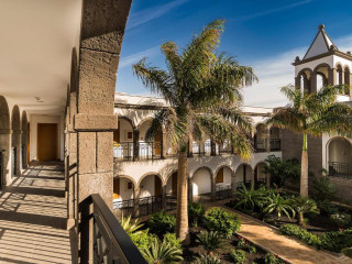 Royal Palm Resort & Spa