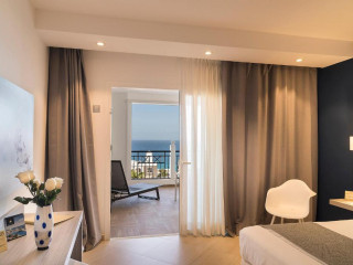 Royal Palm Resort & Spa