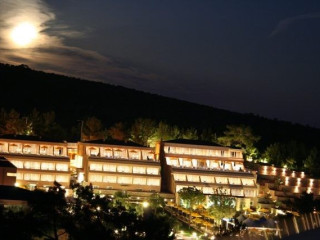 Royal Paradise Beach Resort & Spa
