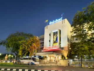 ROYAL RATTANAKOSIN
