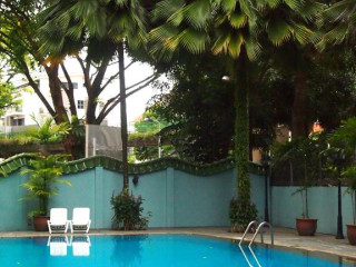 Royal Singapore