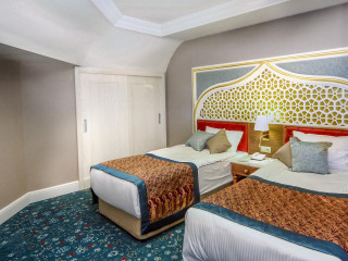 ROYAL TAJ MAHAL  HOTEL