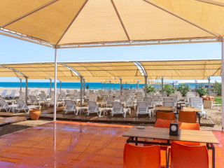 Royal Towers Hotel Lara