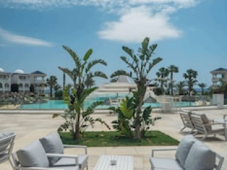 GOLDEN TULIP TAJ SULTAN RESORT