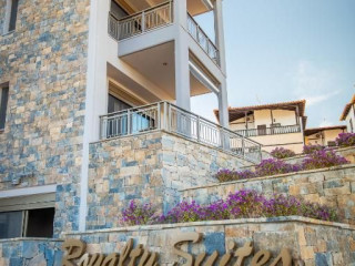Royalty Suites Loft Halkidiki