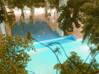 Rubi Hotel