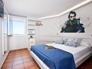 Ryans La Marina