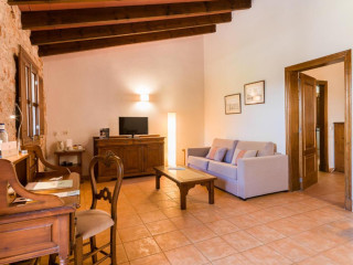 GRECIAN SANDS HOTEL