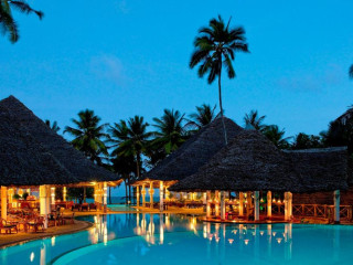 Safari Kenya si plaja Mombasa - Hotel Neptune Village Beach Resort 4*