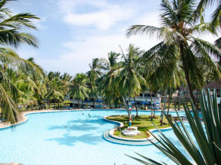 Safari Kenya si plaja Mombasa - Hotel PrideInn Flamingo Beach Resort 4*