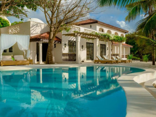 Safari Kenya si plaja Mombasa - Hotel Swahili Beach Resort 5*