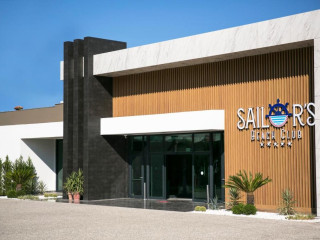 SAILORS BEACH CLUB