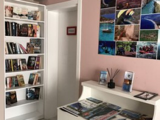 SAKURA HOSTEL AND PUB