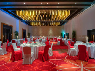Crowne Plaza Abu Dhabi Yas Island